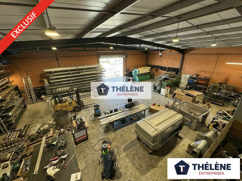 Saint-Thibéry Local commercial 600 m²