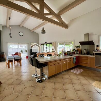 Maison 7 pièces 425000 €