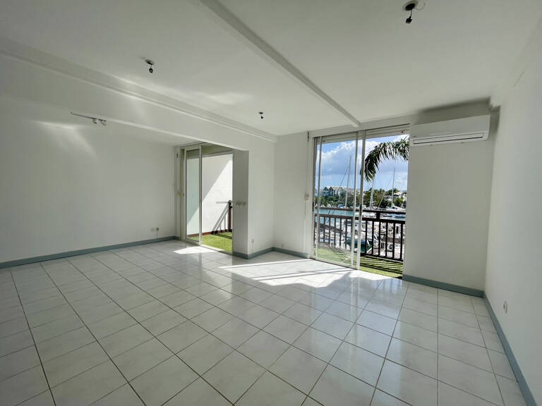 APPARTEMENT T4 DUPLEX RESIDENCE SECURISEE AU 3EME ET DERNIER — photo 1