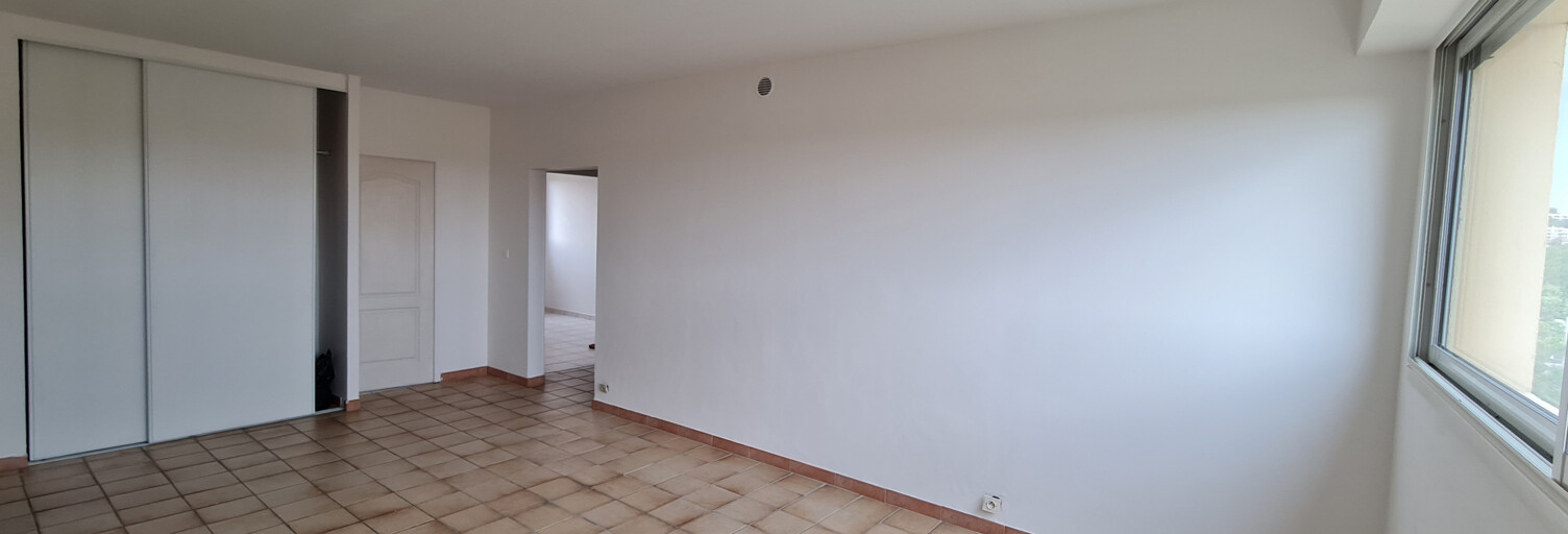 Appartement 4 Pièces 70 m² à louer à Hyères (83400)