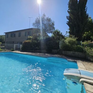 Maison 5 pièces 301815 €