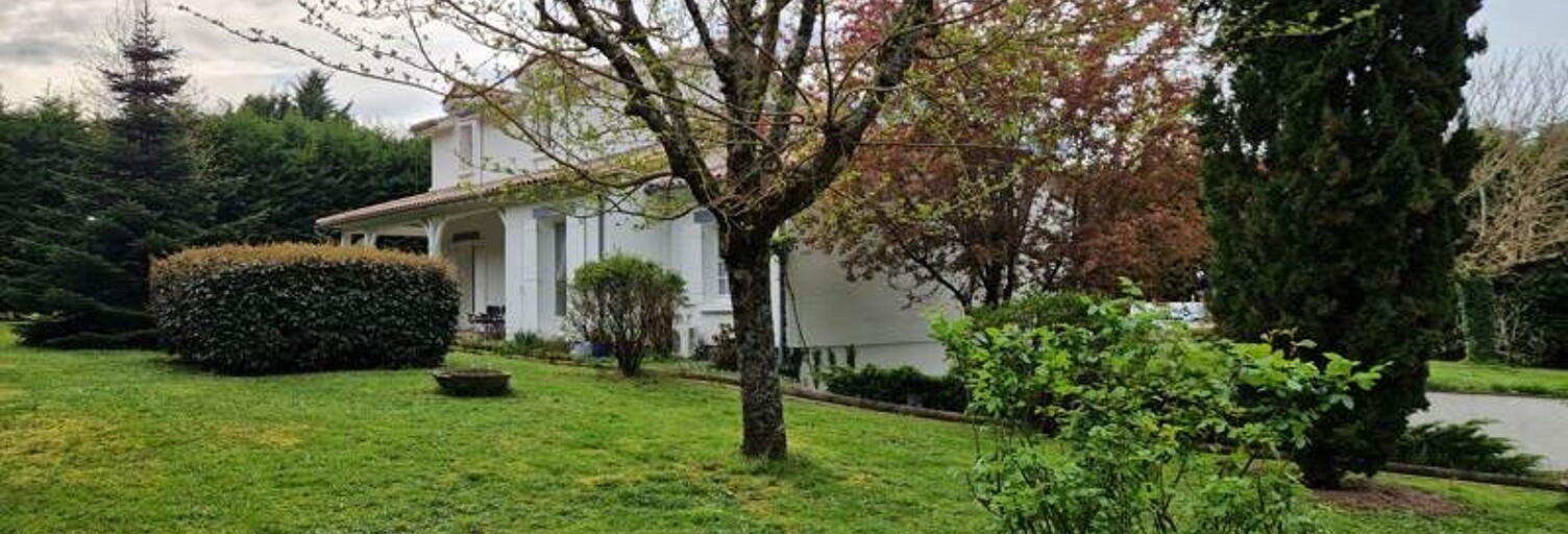 Maison 5 Pièces 144 m² à vendre à Sadirac (33670)