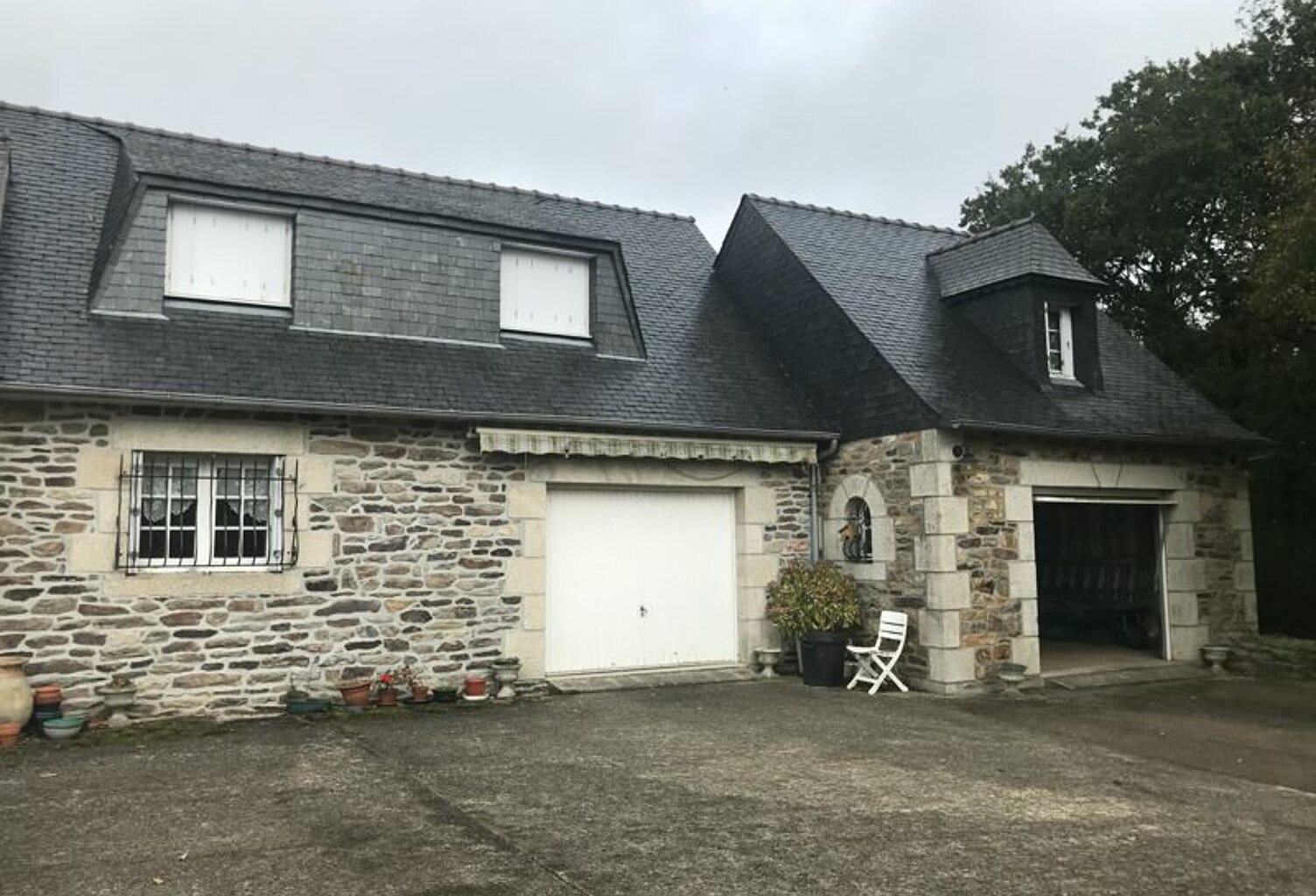 Maison en pierre de 6 pièces principales — photo 1