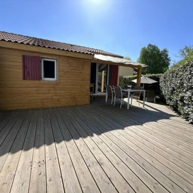 Appartement 3 pièces 153700 €