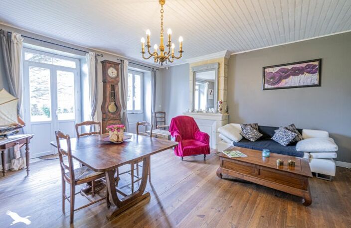 Maison en pierre de 6 pièces principales — photo 2