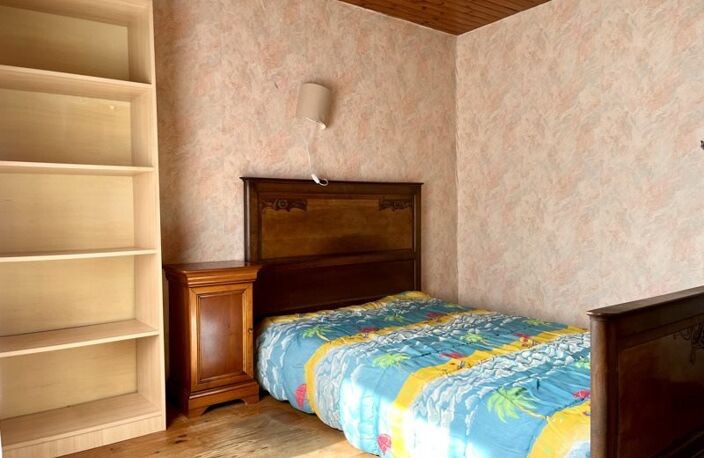 Vente maison 4 pièces 91 m² Decazeville (12300) — photo 3