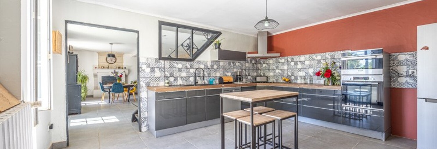 Maison 5 Pièces 146 m² à vendre à Sainte-Néomaye (79260)