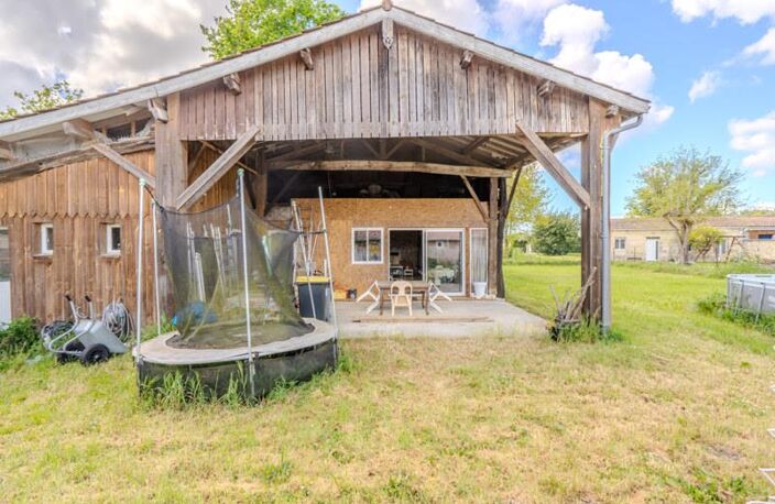 Maison en pierre de 4 pièces principales — photo 2