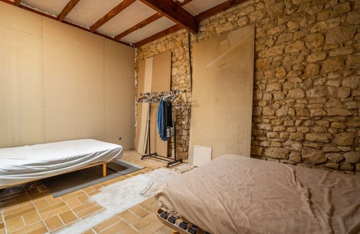 Maison en pierre de 4 pièces principales — photo 4