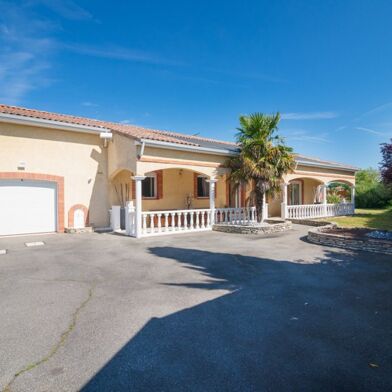 Maison 5 pièces 499800 €