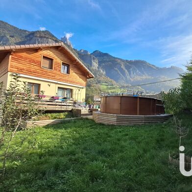 Maison 5 pièces 620000 €