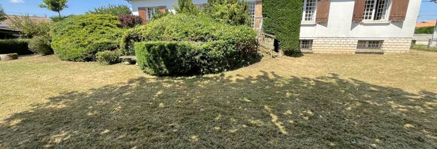 Maison 8 Pièces 160 m² à vendre à Saintes (17100)