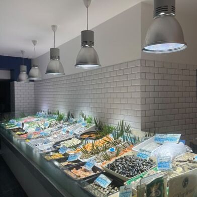 Commerce  235000 €