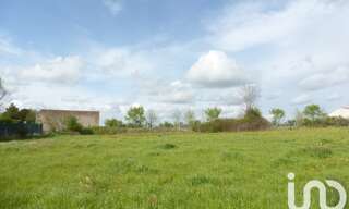 Terrain  1230 m² à vendre à Asnières-la-Giraud (17400)