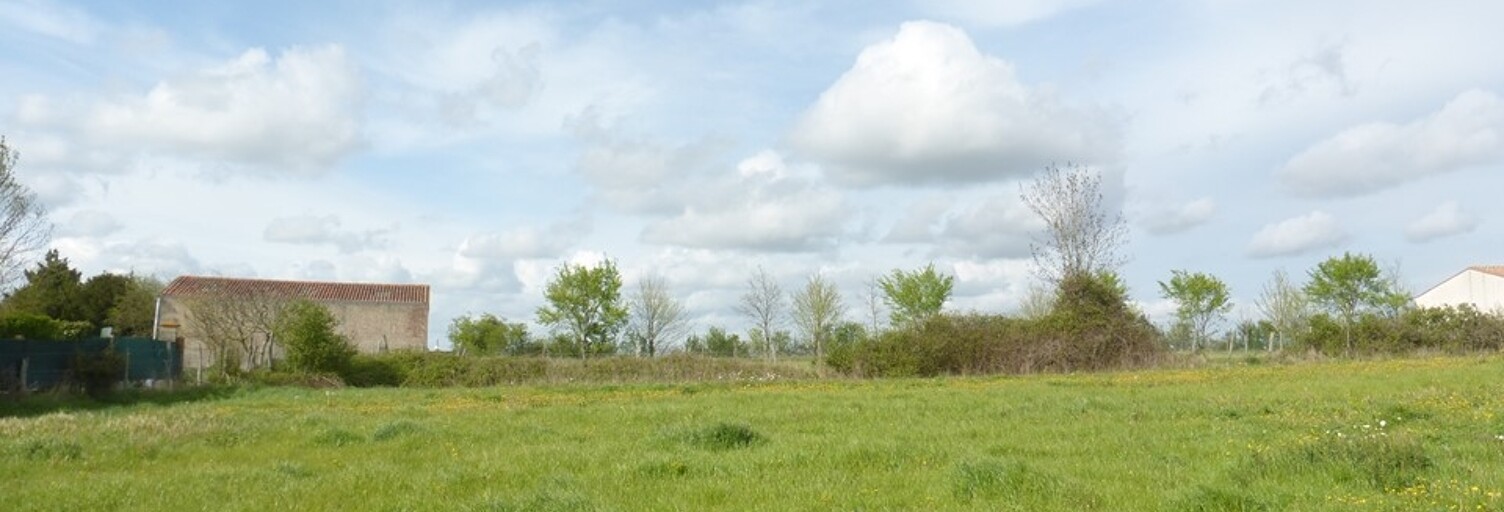 Terrain  1230 m² à vendre à Asnières-la-Giraud (17400)