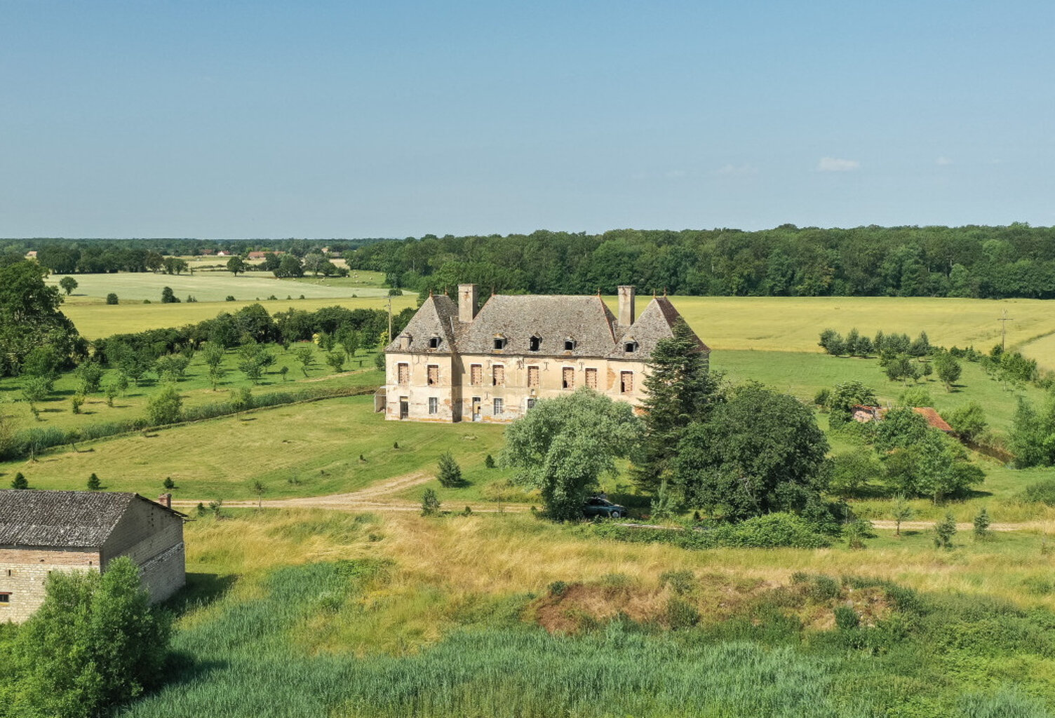 CHATEAU A RENOVER — photo 1