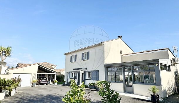 Villa / Maison 8 pièces  à vendre Tremblade (La) 17390
