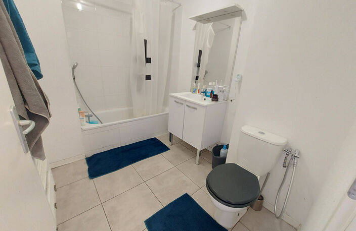 Blagnac - Appartement 3 pièces - 55 m² - Balcon - 2 places de parking — photo 4