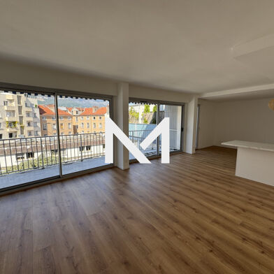 Appartement 5 pièces 470000 €
