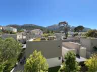 T3 traversant avec terrasse — photo 2