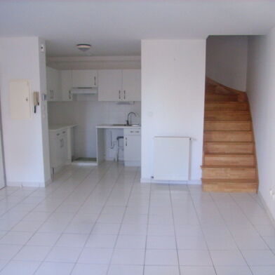 Appartement 3 pièces 576 €