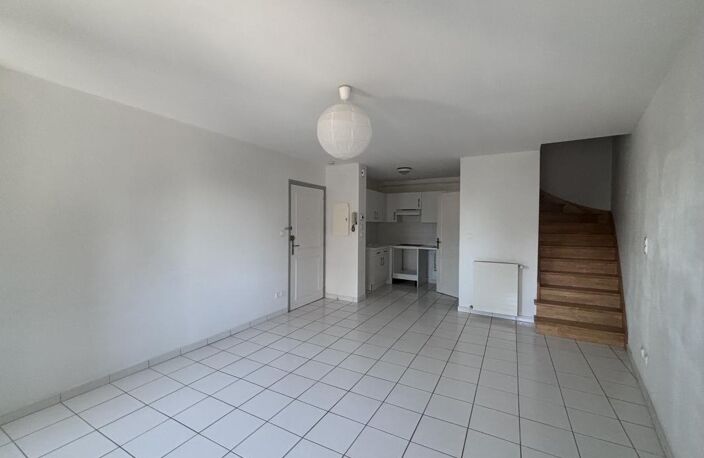 LOCATION T3 DUPLEX RODEZ SANS FRAIS D'AGENCE — photo 3