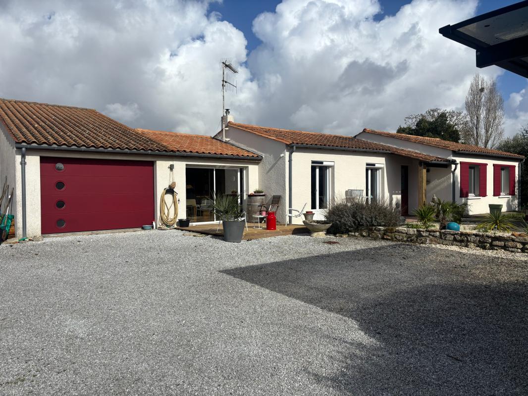 Villa / Maison 4 pièces  à vendre Tonnay-Charente 17430