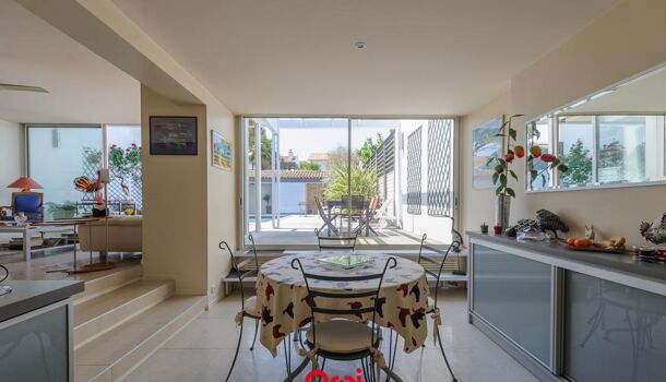 Propri&eacute;t&eacute; 4 pièces  à vendre Rochelle (La) 17000