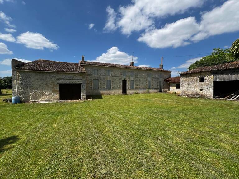Maison À Vendre CHAMPAGNOLLES 5 pièces — photo 1