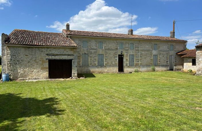 Maison À Vendre CHAMPAGNOLLES 5 pièces — photo 2