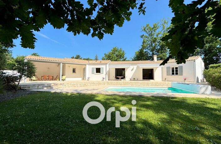 VILLA 140 m² - ENVIRONNEMENT CALME - Piscine chauffée- — photo 2