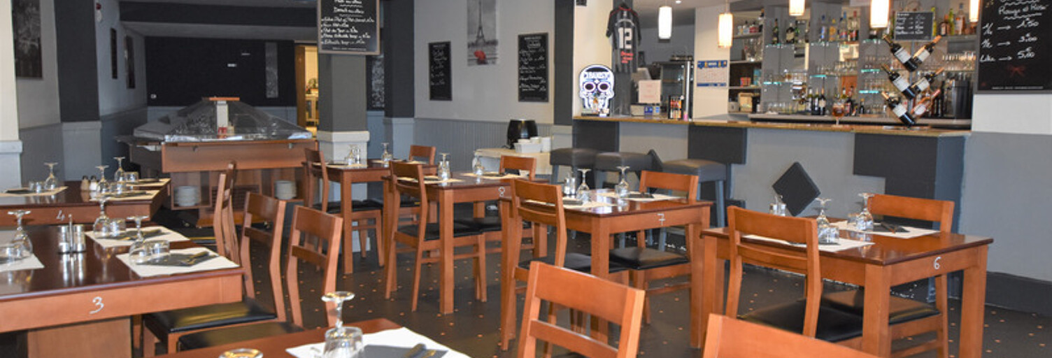 Commerce  488 m² à vendre à Branne (33420)