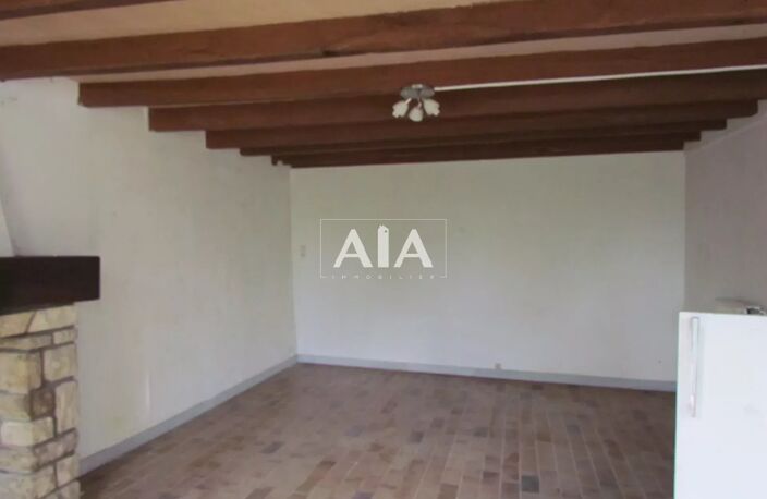Maison de village proche de NANTEUIL EN VALLEE — photo 3