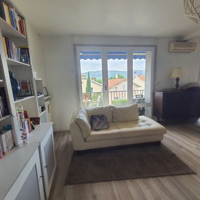 Appartement 4 pièces 167000 €