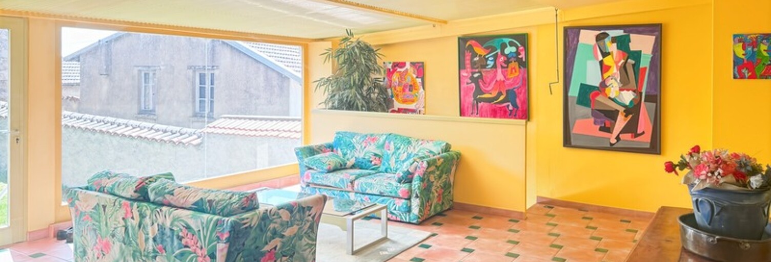 Maison 6 Pièces 220 m² à vendre à Saint-Just-la-Pendue (42540)