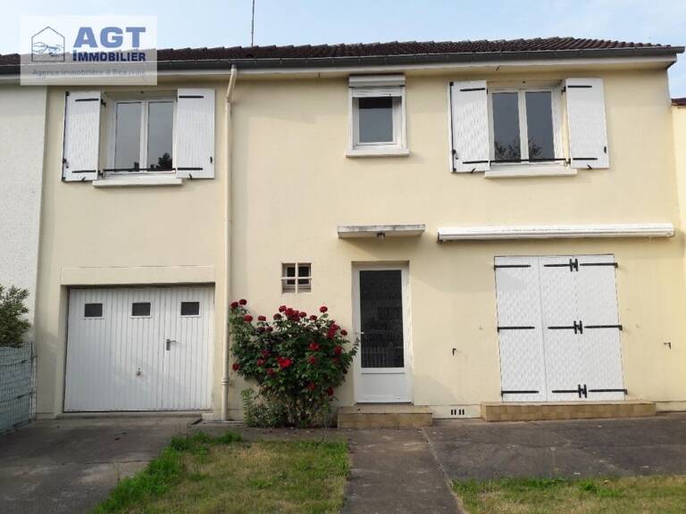 BEAUVAIS — photo 1