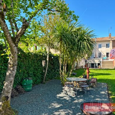 Maison 6 pièces 445000 €