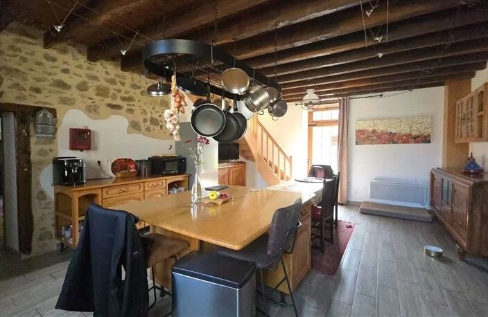 Maison rénovée à vendre près de Lussac-les-Églises - 87 — photo 3
