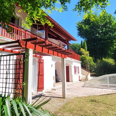 Maison 5 pièces 898000 €