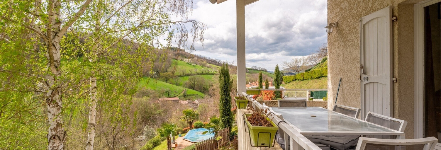 Maison 7 Pièces 178 m² à vendre à Courzieu (69690)