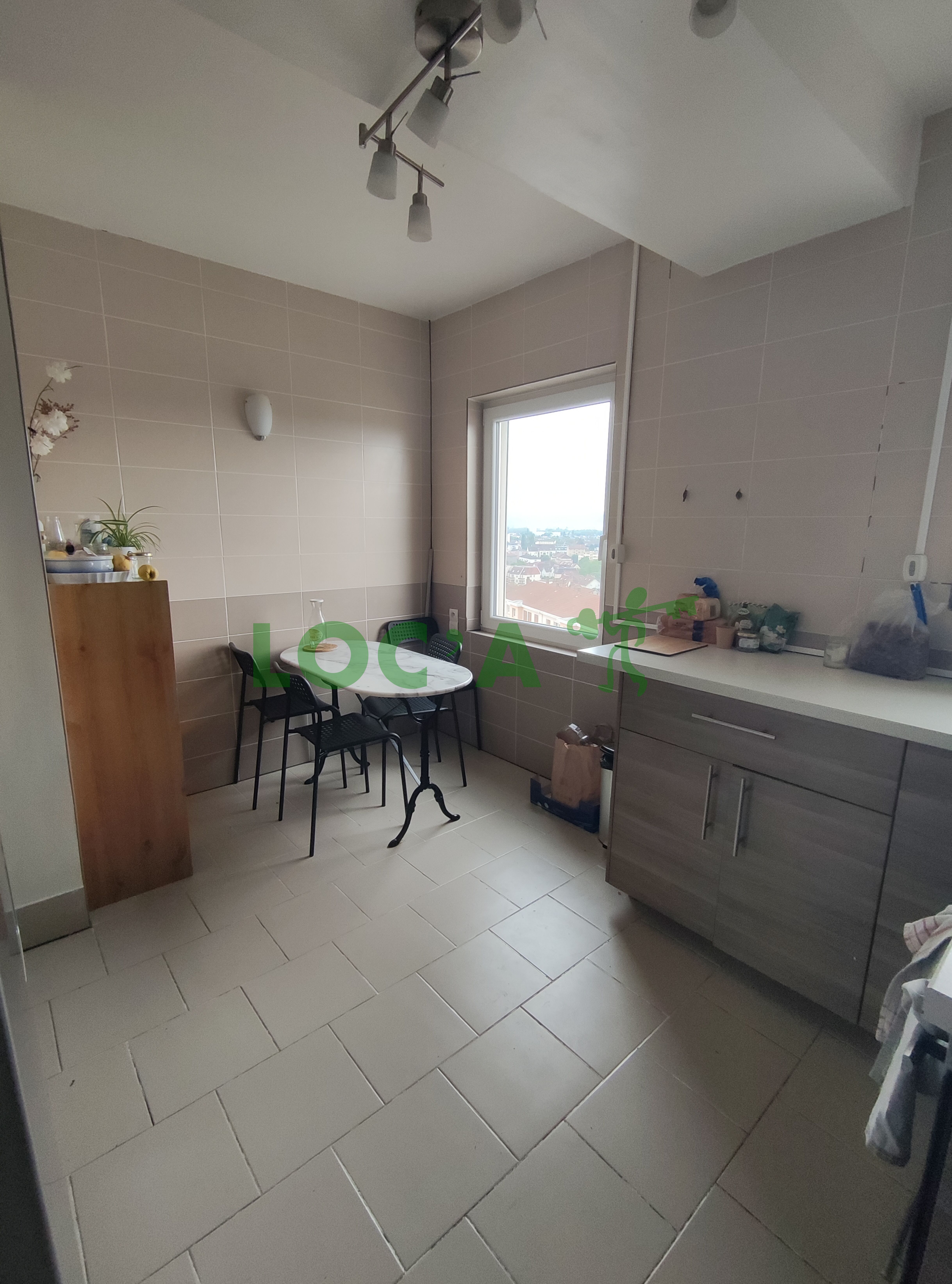 Location Chambre 12 m² à Dijon 395 ¤ CC /mois