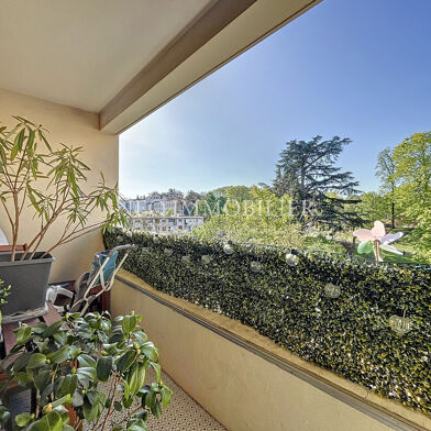 Appartement 4 pièces 250000 €