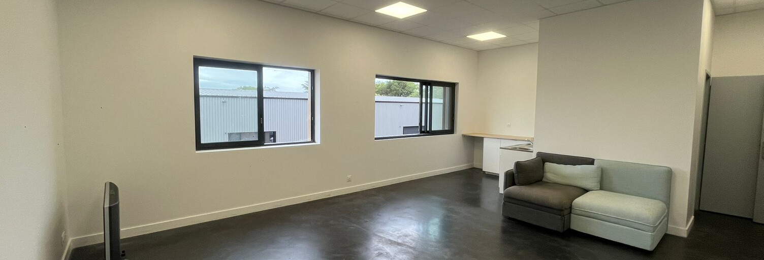 Commerce  43 m² à louer à Ludon-Médoc (33290)