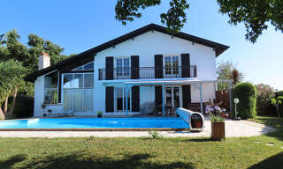 Maison 6 Pièces 180 m² à vendre à Mouguerre (64990)