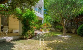 Appartement 5 Pièces 107 m² à vendre à Marseille 8 (13008)