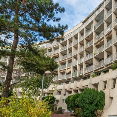 Appartement 5 pièces 313000 €