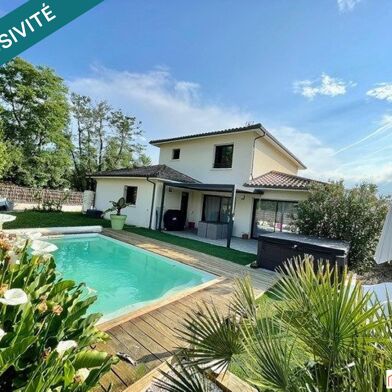 Maison 5 pièces 499000 €