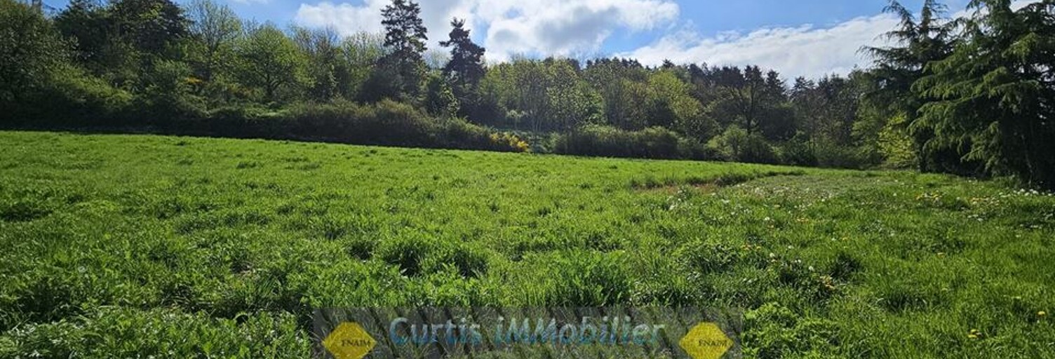 Terrain  3638 m² à vendre à Le Chambon-Feugerolles (42500)
