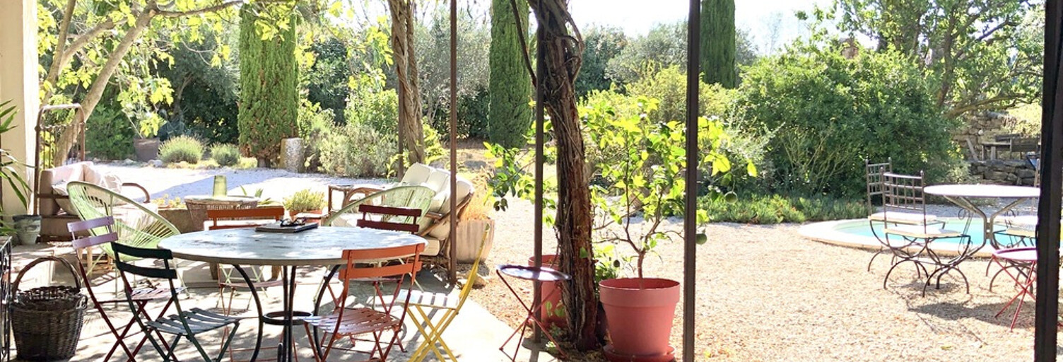 Maison 10 Pièces 230 m² à vendre à Camaret-sur-Aigues (84850)