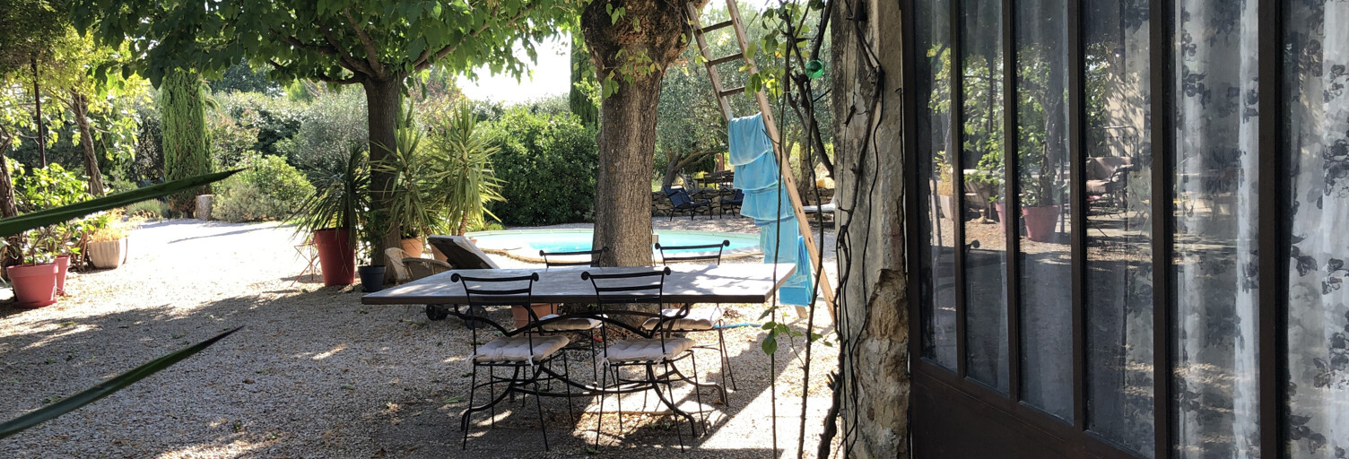 Maison 10 Pièces 230 m² à vendre à Camaret-sur-Aigues (84850)
